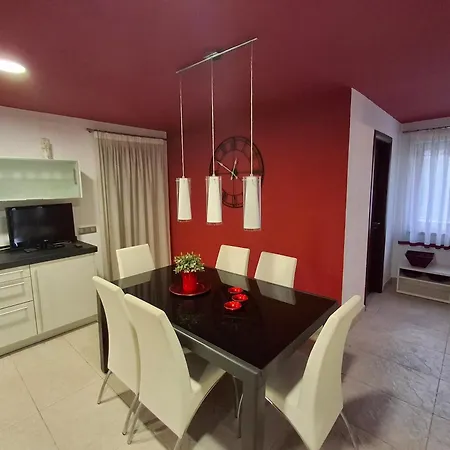 Magnifica Familiar Con Piscina A 8km Playa Holiday home Tordera